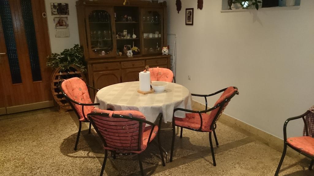מרינה Apartments Racetin חדר תמונה