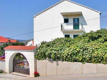 מרינה Apartments Racetin מראה חיצוני תמונה